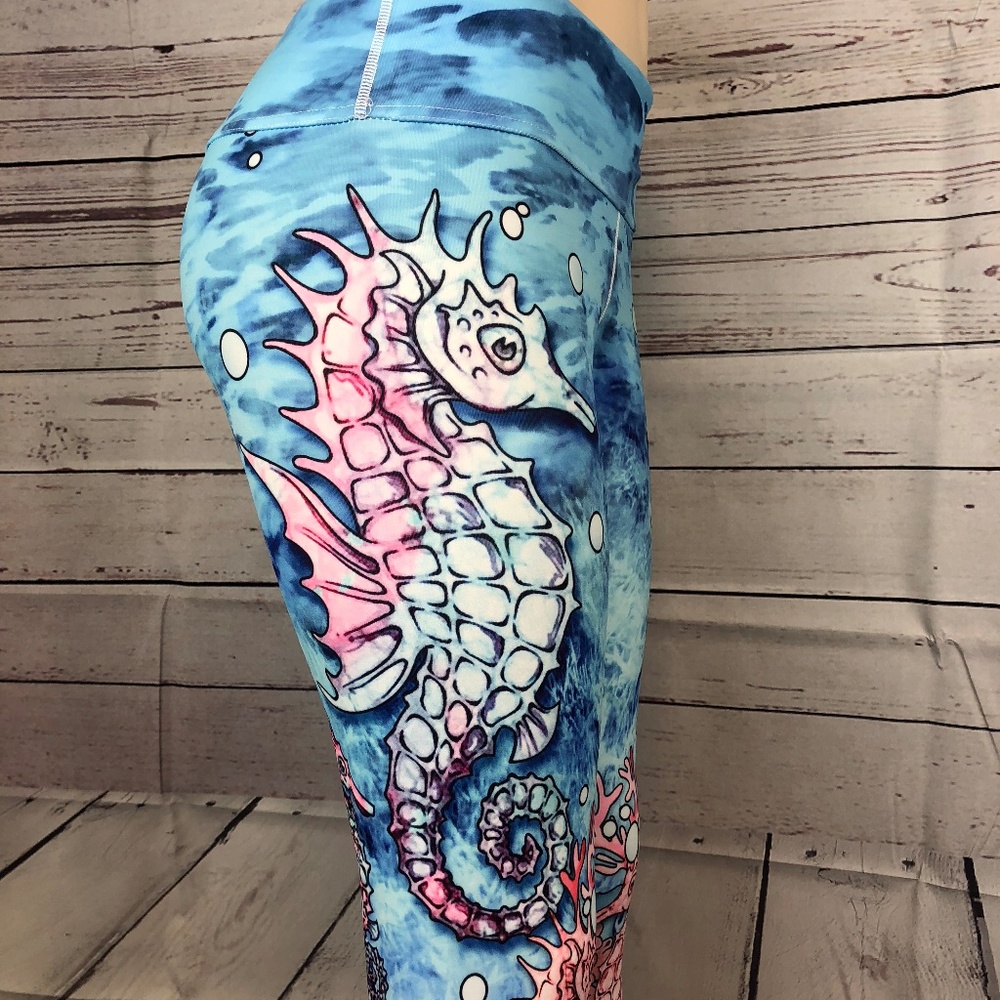 Sea Horse Novelty Print Yoga Leggings Size Large